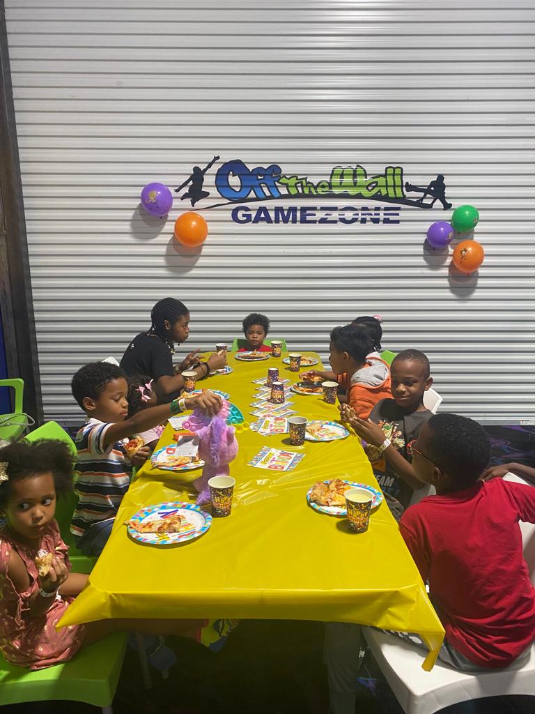 Off The Wall Davie photo 9