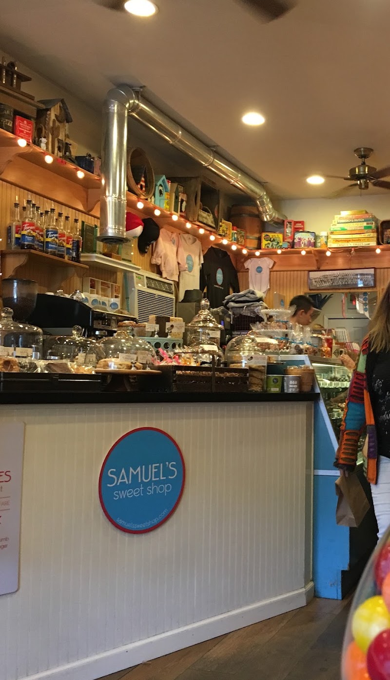 Samuel's Sweet Shop photo 4