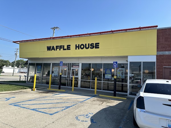 WAFFLE HOUSE #1887 exterior
