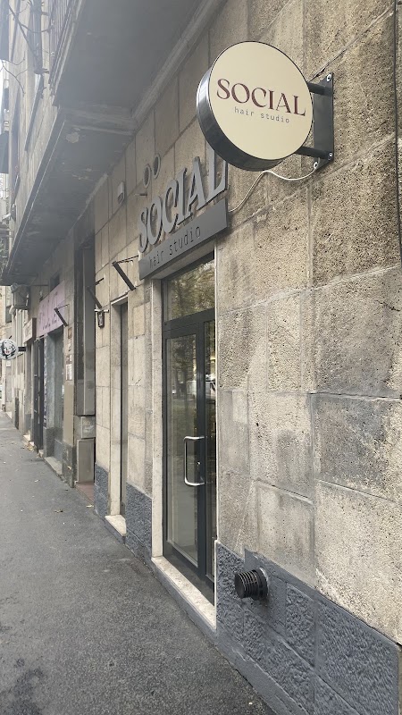 Social Hair Studio - Coiffure Budapest - Social Hair Studio - Photo Galerie - OneBooking