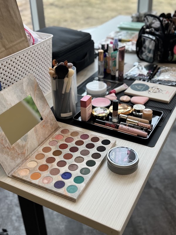 The Makeup Table + Hair portfolio