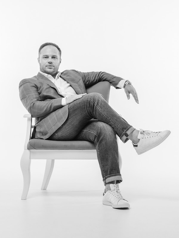 Superheroes.Marketing