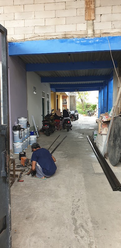 Kontrakan Abdul Latif