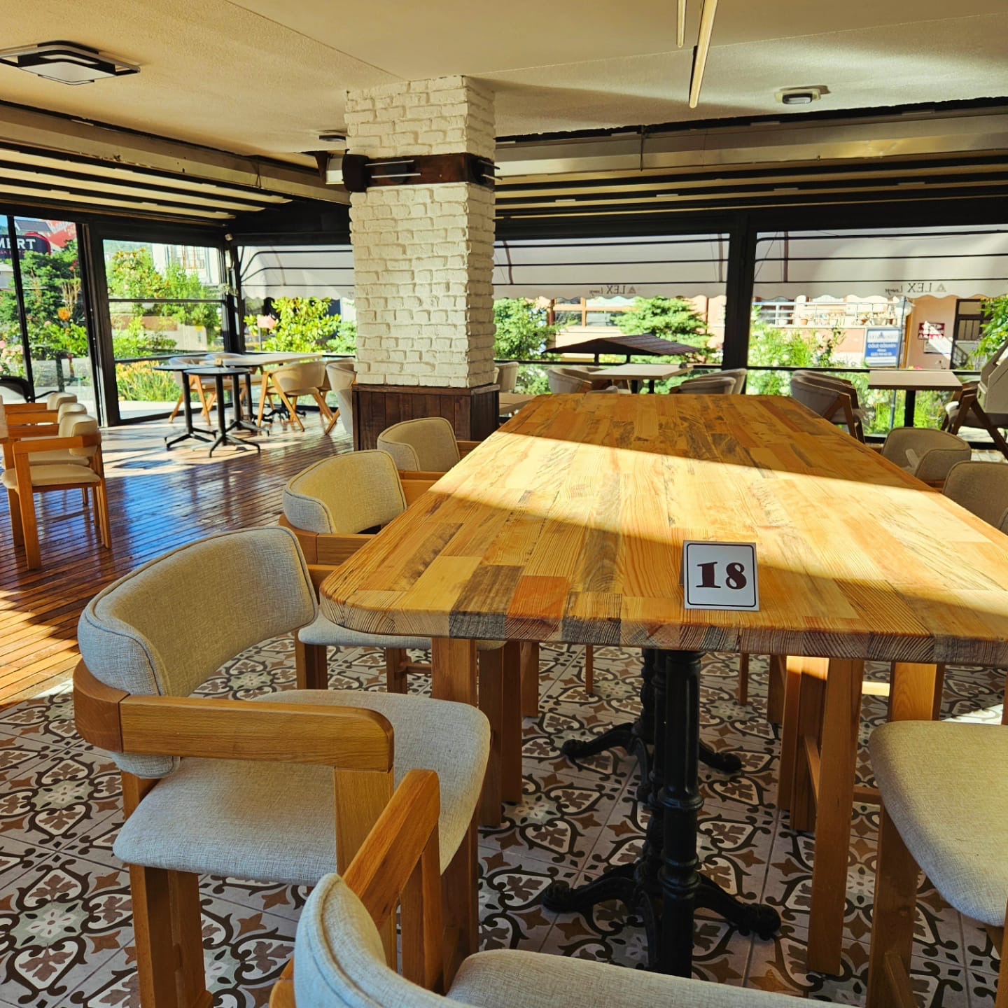 Lex lounge bartın mekanı