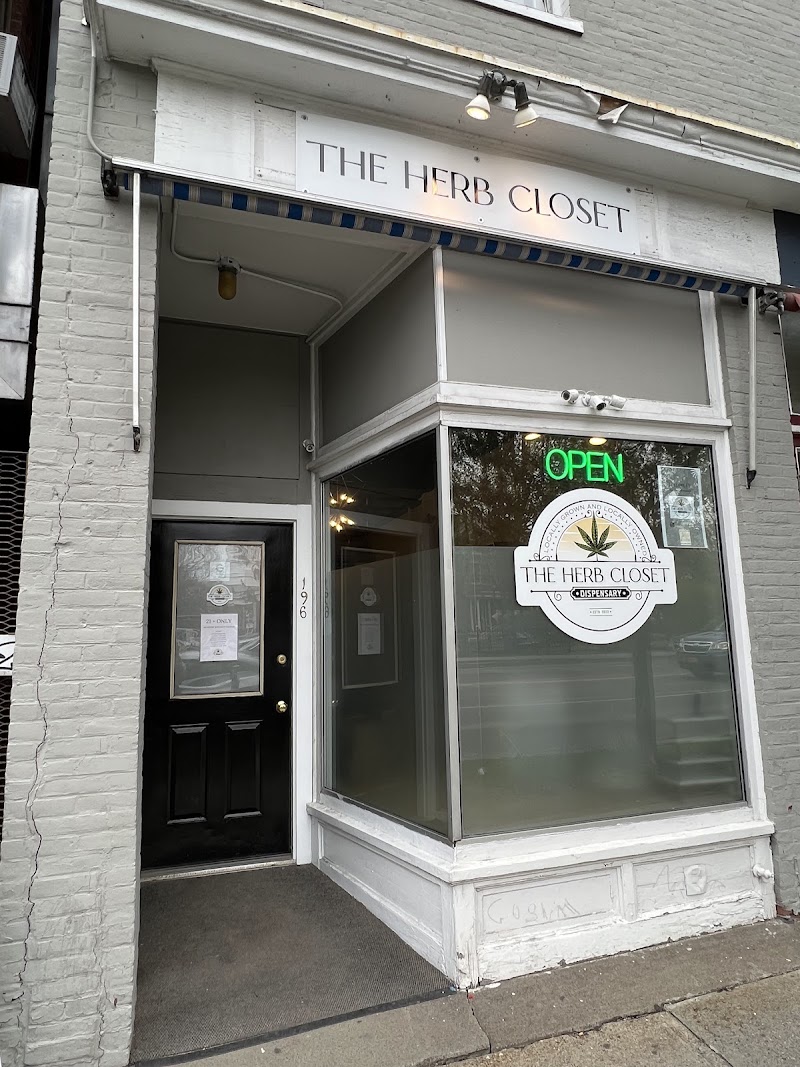 Video tour of The Herb Closet retail environment