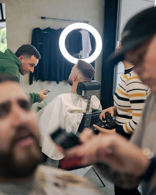 The Unknown Barbers Oakleigh photo 3