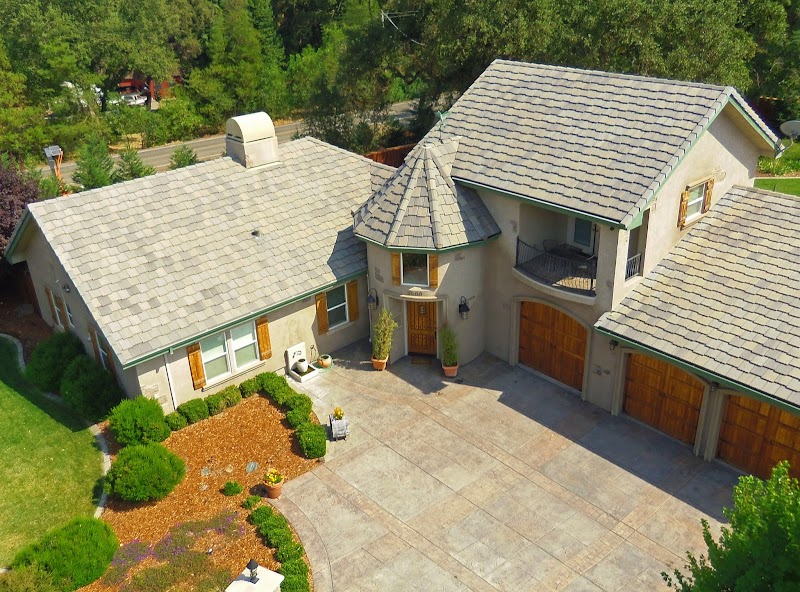 Straight Line Roofing & Construction photo 2