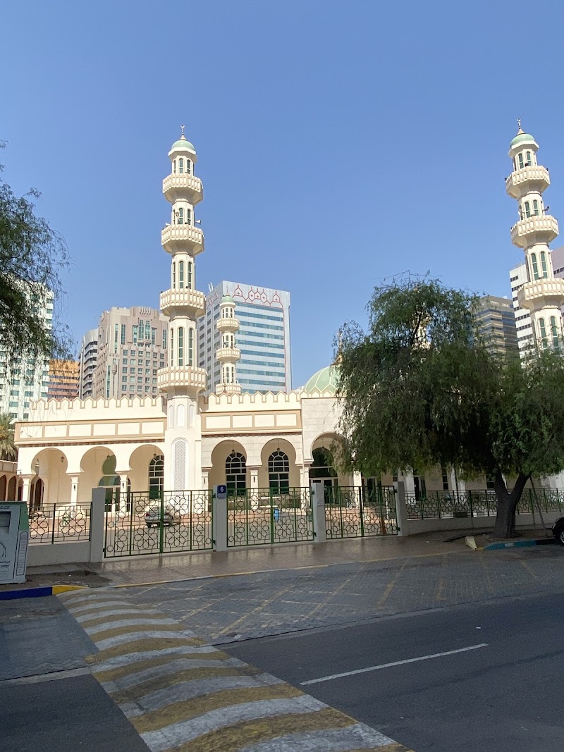 Mosque Of Sheikh Hazza Bin Sultan photo 4