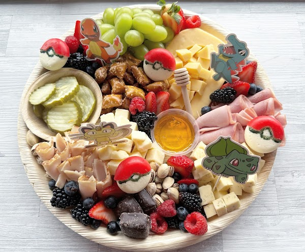 CHARCUTERIE CREATIONS exterior