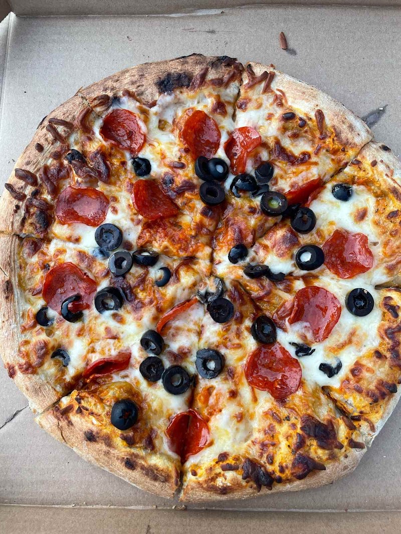 A&L's Royal Scoop photo 2