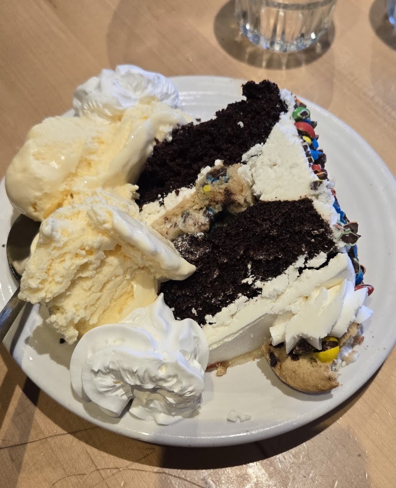 Kaminsky's Dessert Cafe photo 4