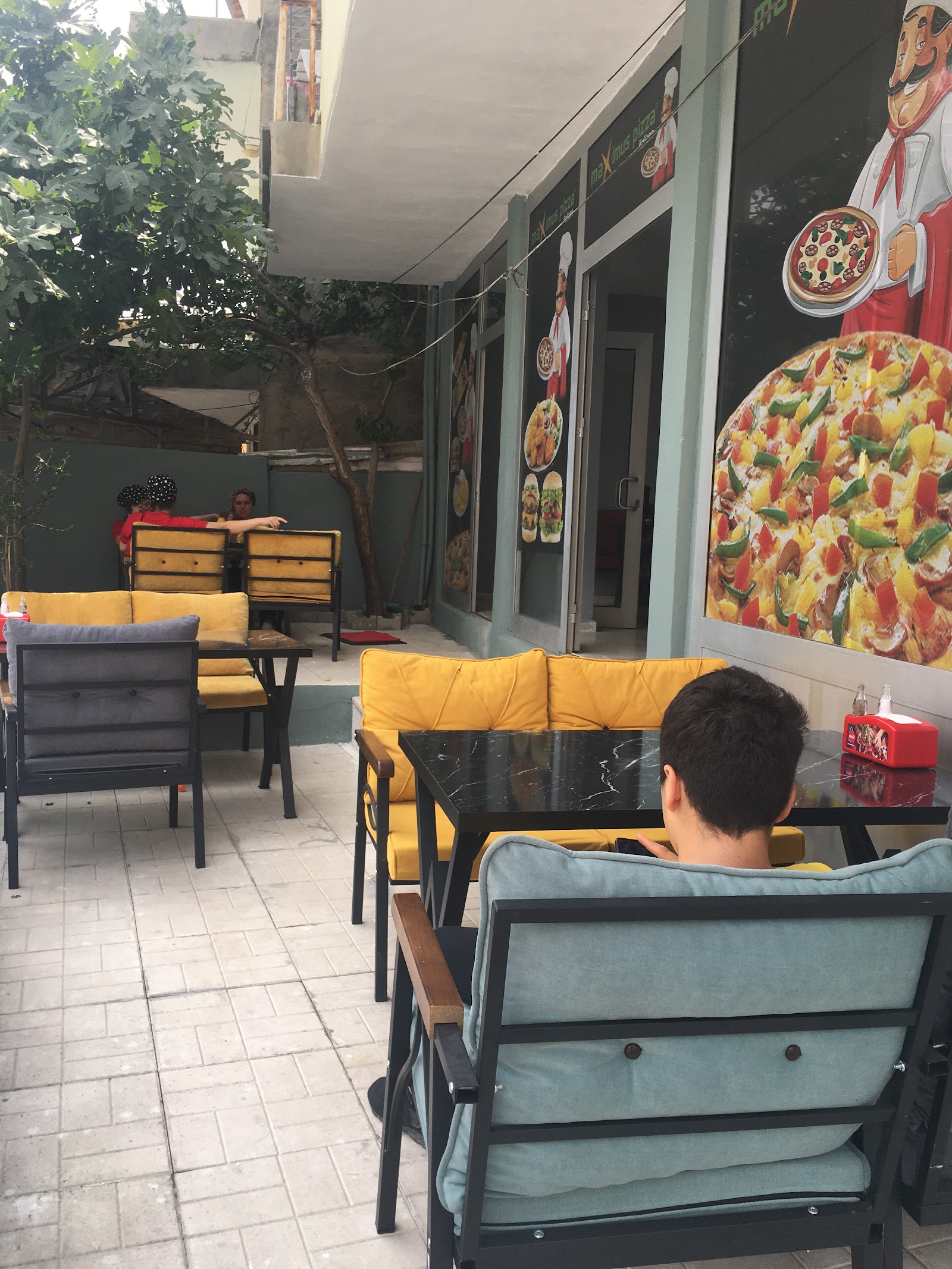 maximus pizza Çukurca mekanı