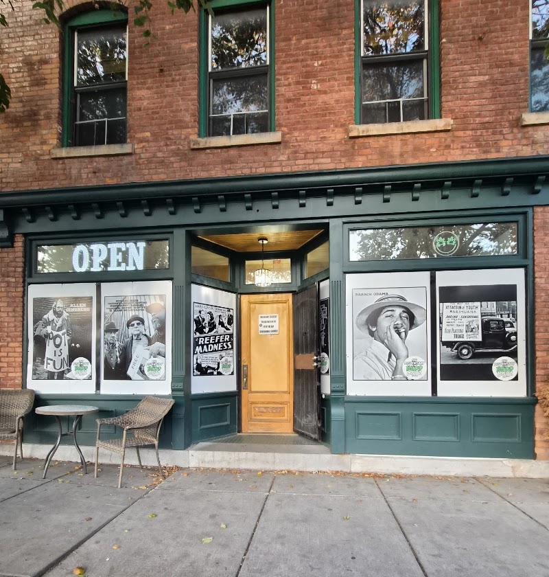 Video tour of The Dispensary By The Budd Boyz retail environment