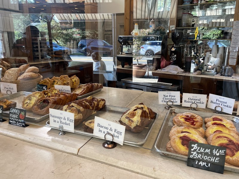 Blue Dog Bakery & Cafe photo 4