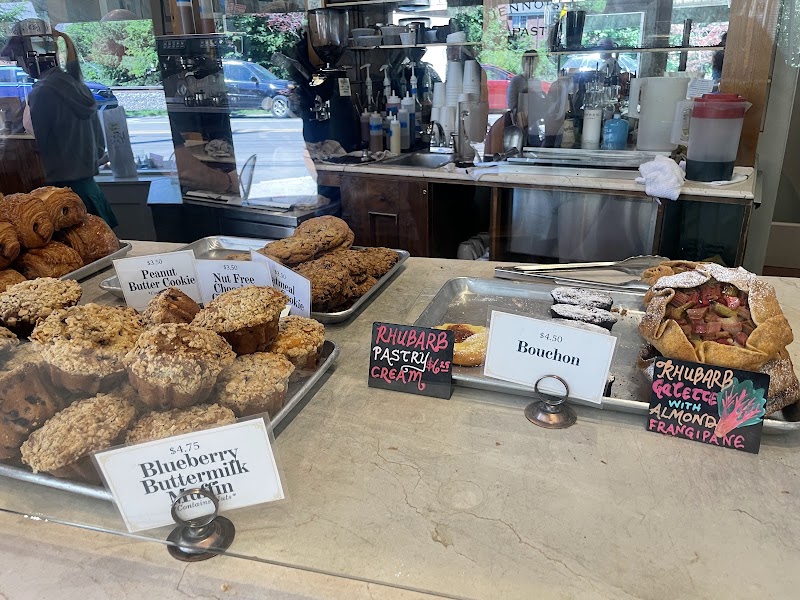 Blue Dog Bakery & Cafe photo 3