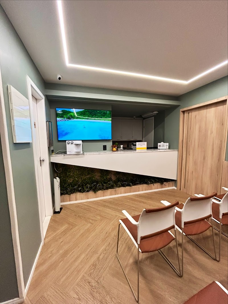 Dr. Luciano Dantas - DENTISTA SALVADOR - foto 4