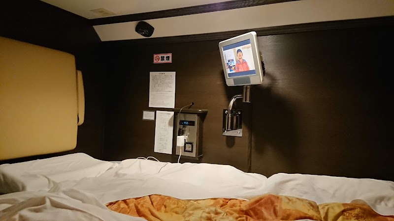 リゾートカプセル桜木町 2