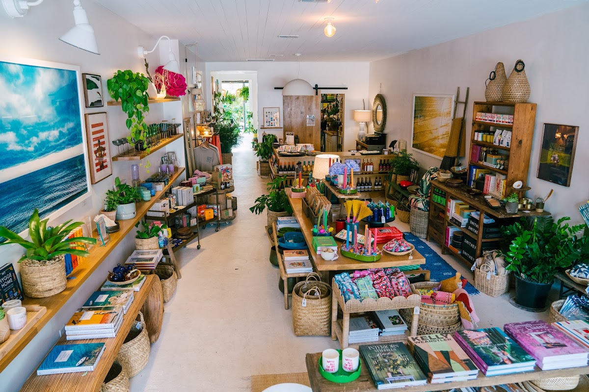 A Maker's Post photo 2