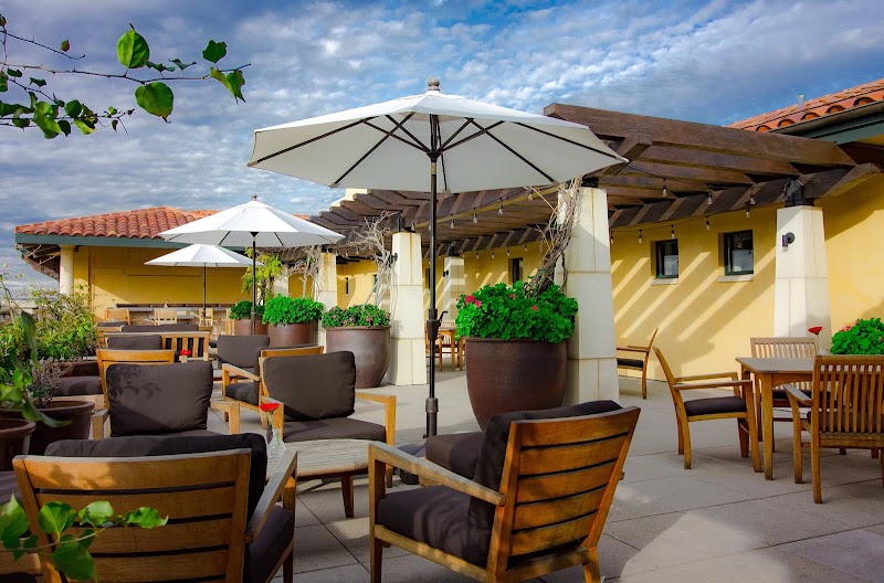 Upscale restaurant with Basque influences