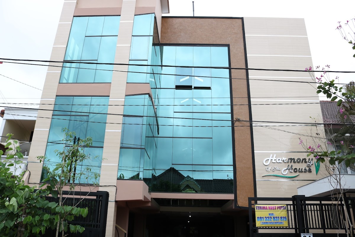 KOST PUTRI HARMONY OF THE HOUSE