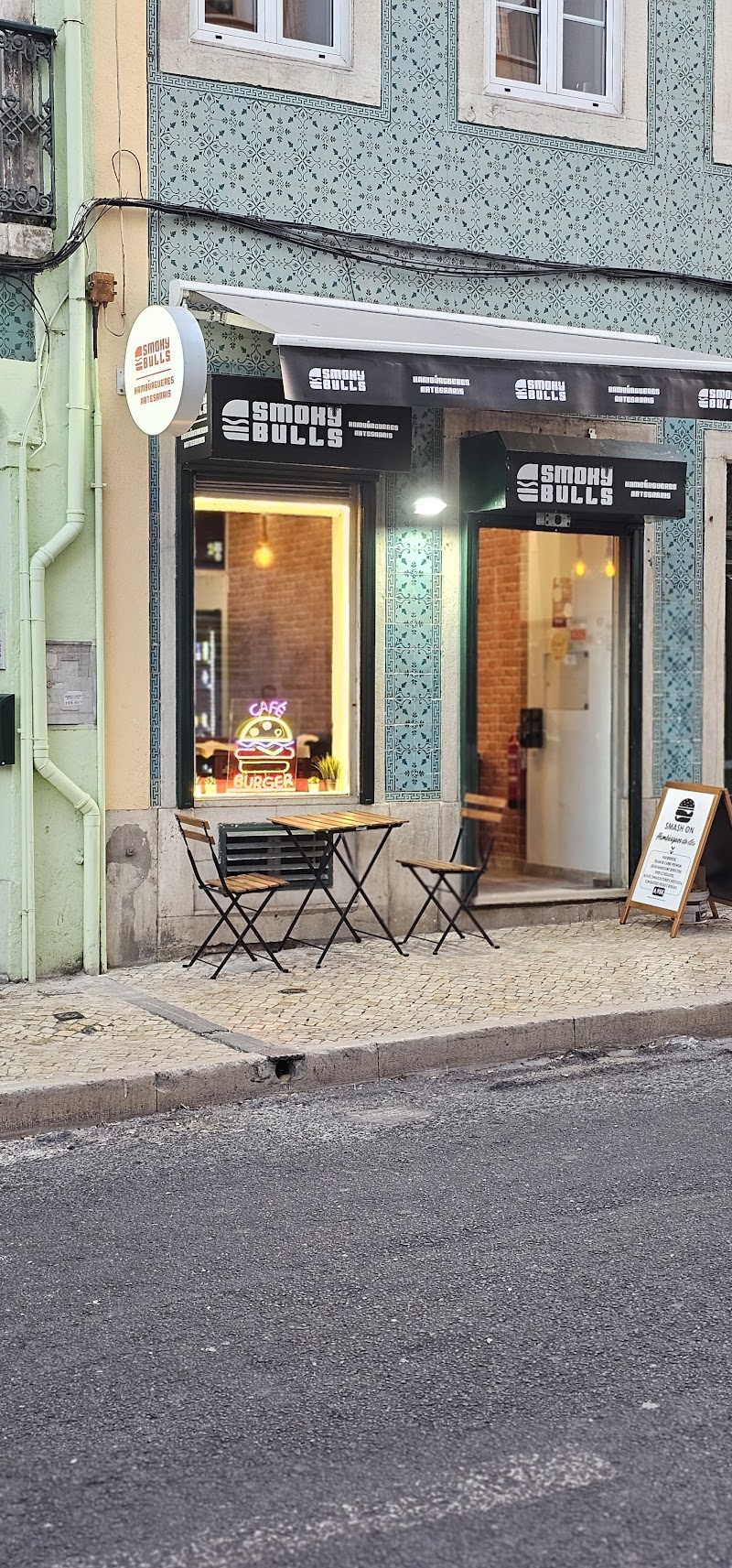 Smoky Bulls Burger photo 1