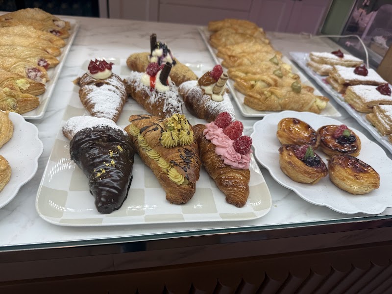 Kinkas Bakery Cafe Lutz photo 4