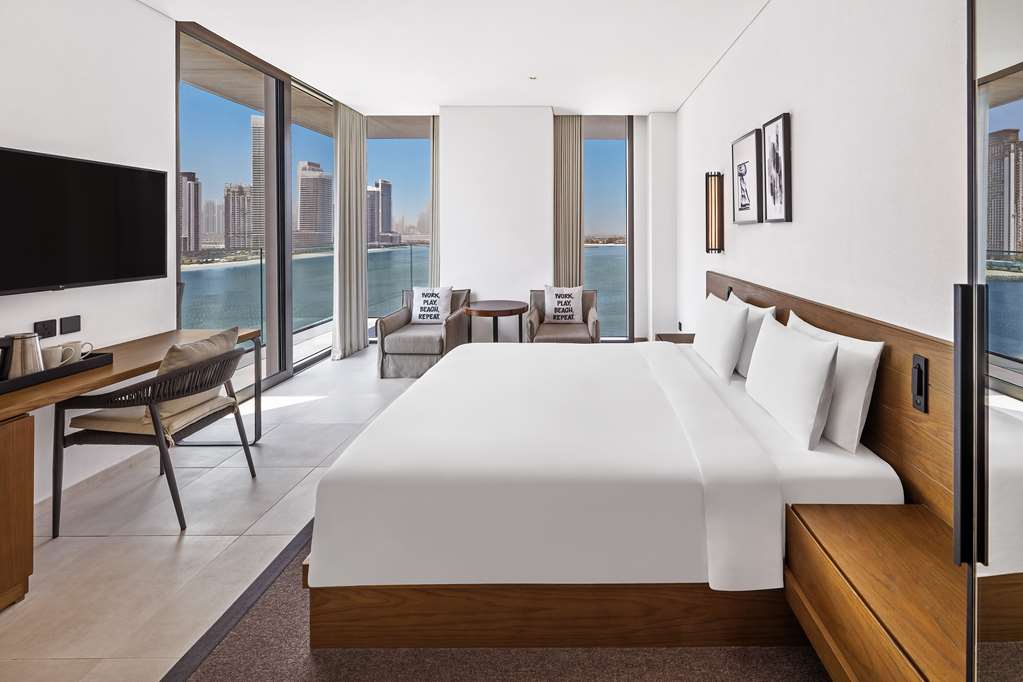 Radisson Beach Resort Palm Jumeirah 2