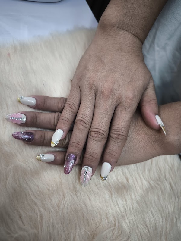 Lema's Salon by Jhezzy Taguig