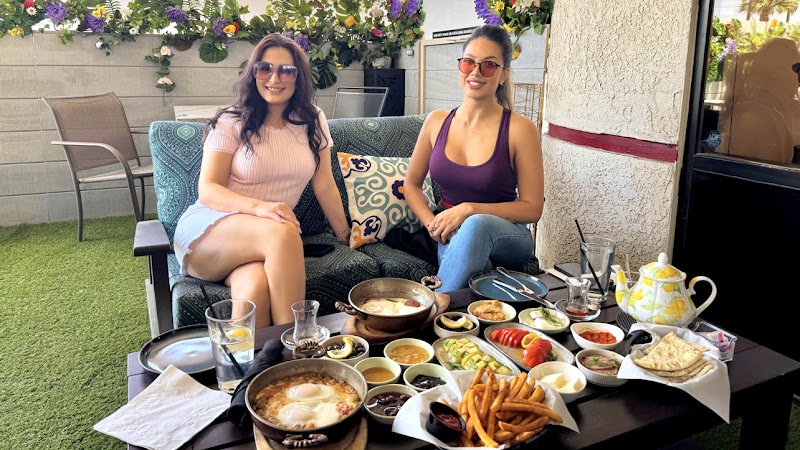 Sivas Vegas Mediterranean Grill & Lounge photo 4