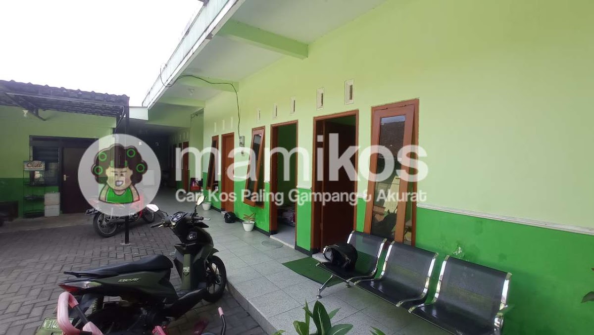 Kost Bulanan Perempuan Jl Sanan V/27 Gang Taman Baca