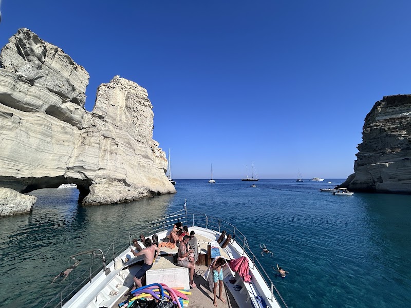 Zefiros Boat Tours Milos - Half Day