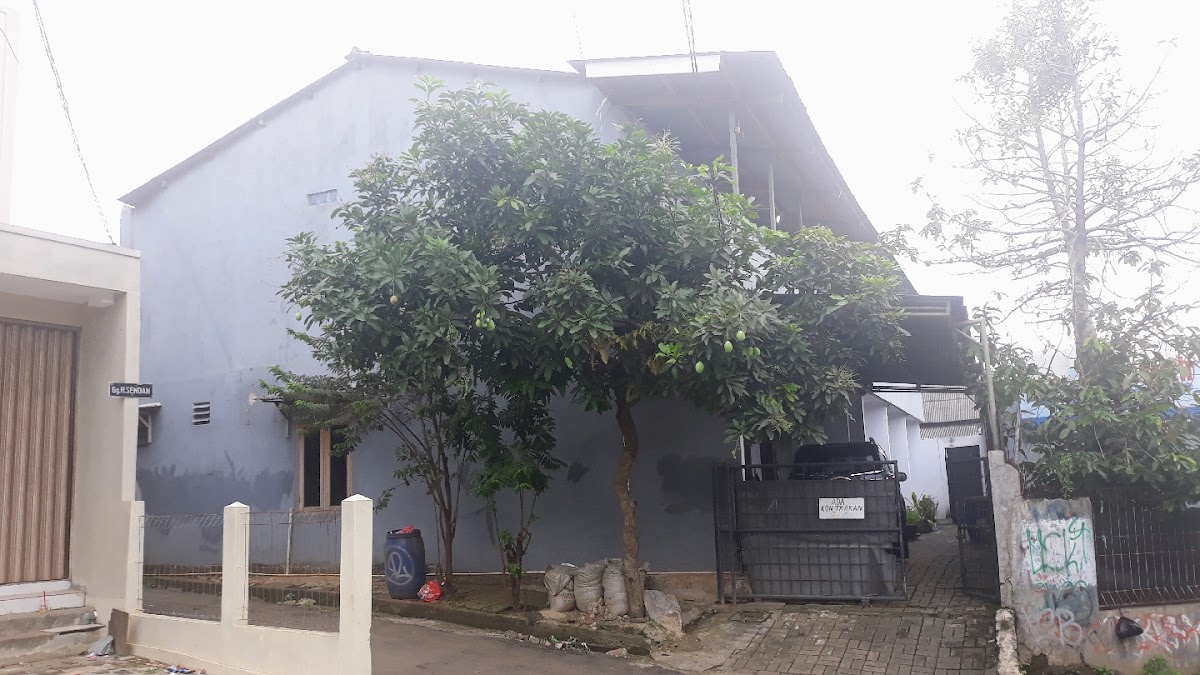 Rumah Kontrakan Pak Bambang
