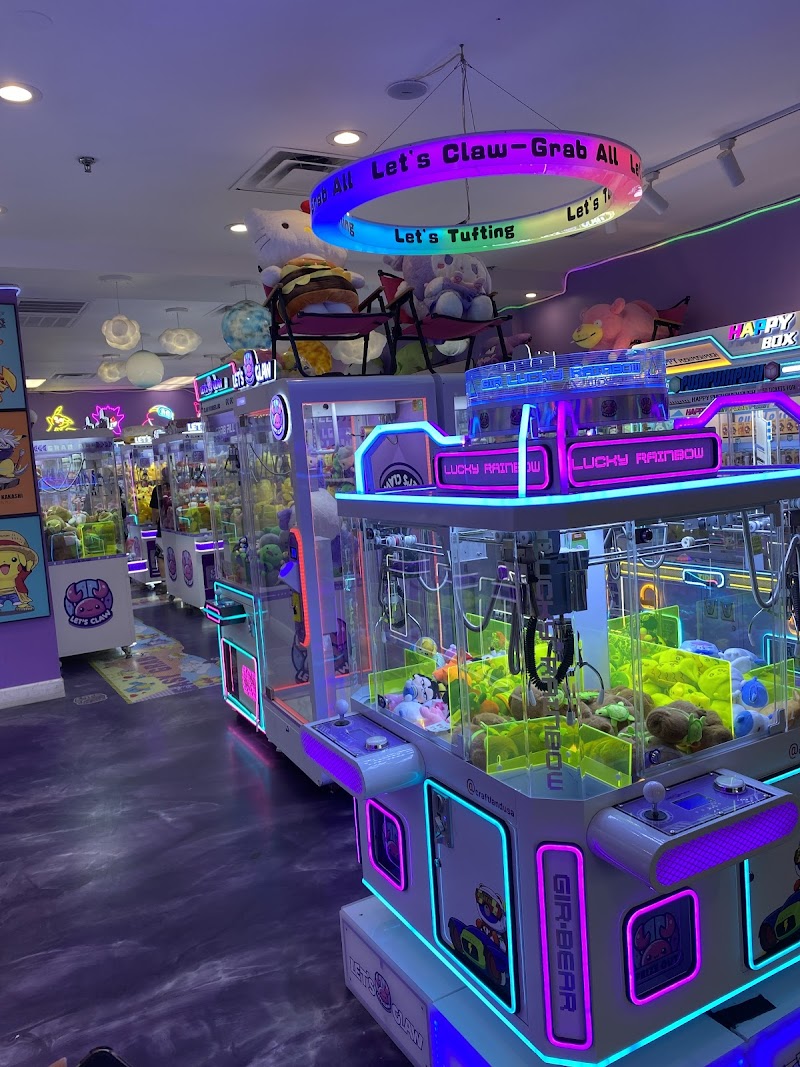 Craft Land Claw Machine — Video Arcade in Houston