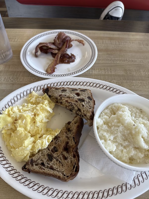 Photo by Karen Renata