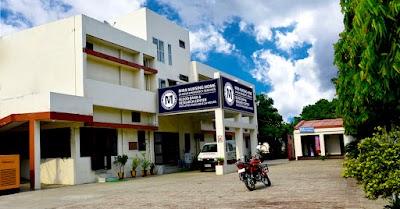 Dr. Vijay Kumar Singh | Miracare Hospital | Laser, Laparoscopy, Trauma, General and Colorectal Surgeon | Begusarai, Bihar