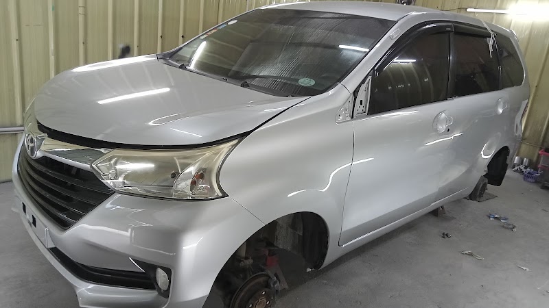 WILLY BELO AUTO PAINT MASTER