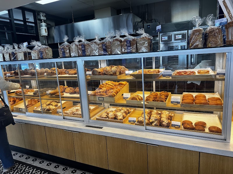 Paris Baguette photo 2