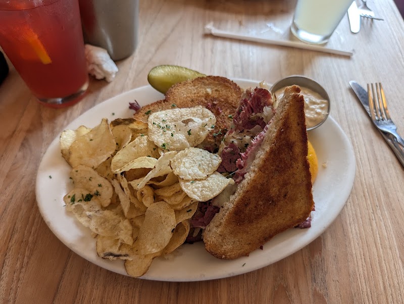 Lucky's Café photo 3