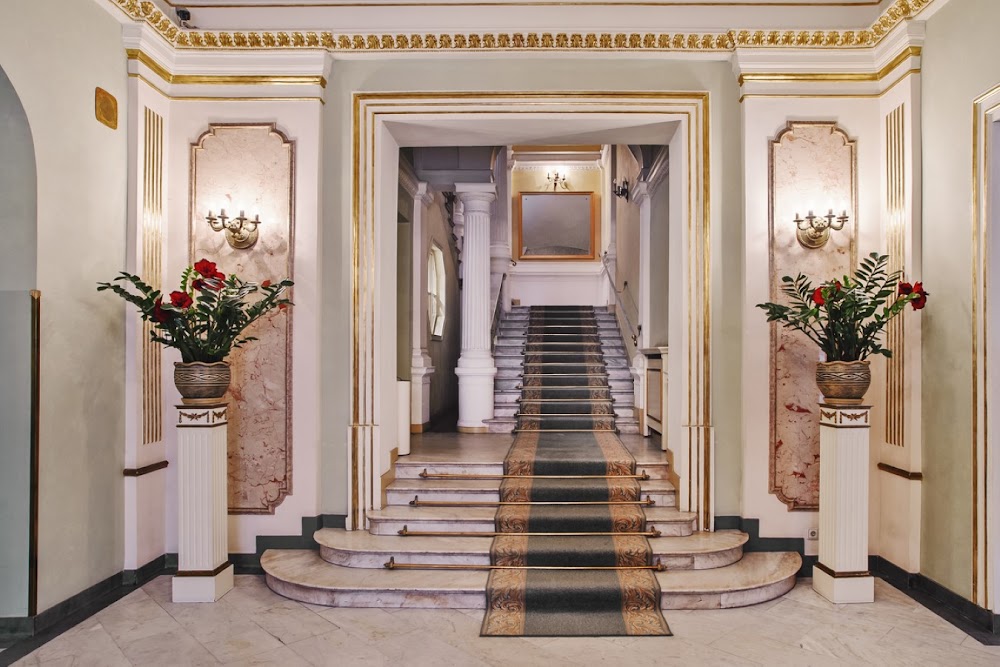 Grand Hotel fotoğraf 1