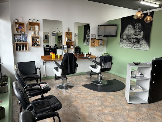 ROBERTO’S THE BARBER HAIRDRESSER