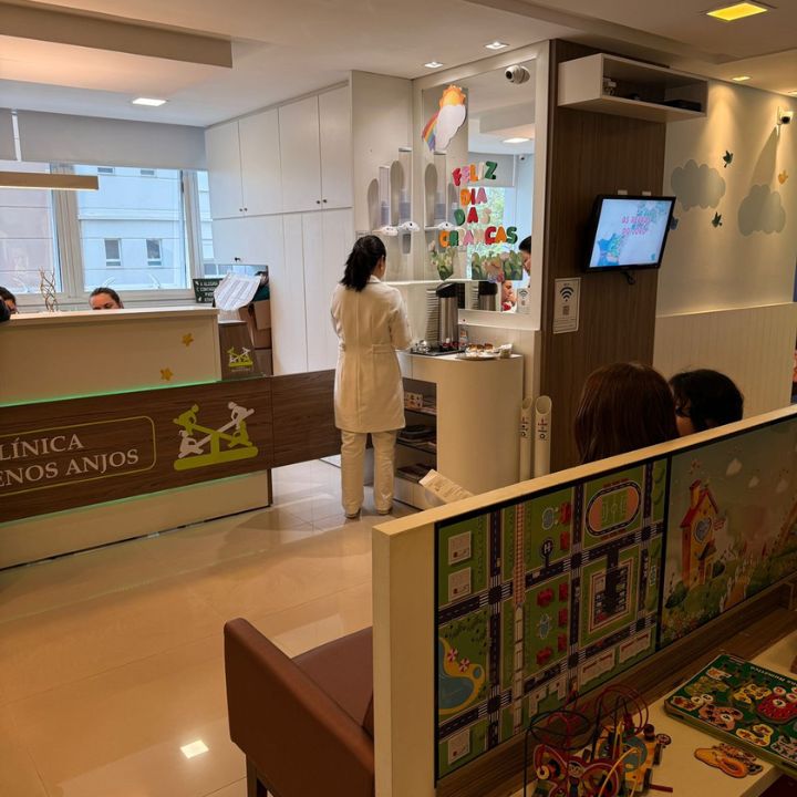 Dra Eliza Matsuo Sugawara - Endocrinologia pediátrica