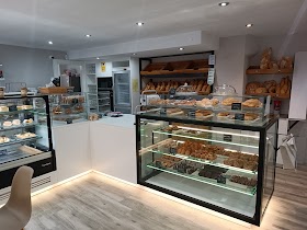 Panadería Cafetería Rosalina