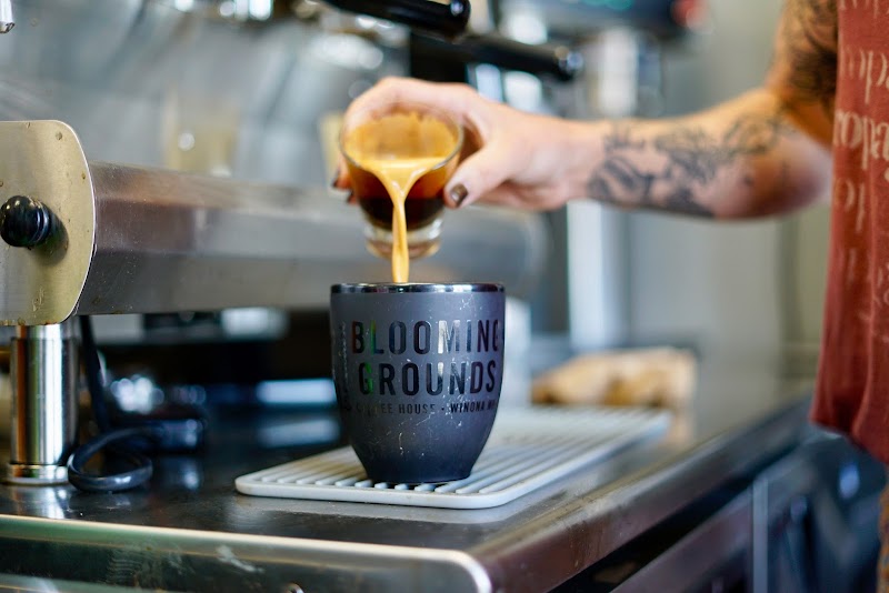 Blooming Grounds Express Coffee House photo 4