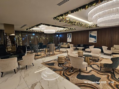 Royal Nawaab Pyramid