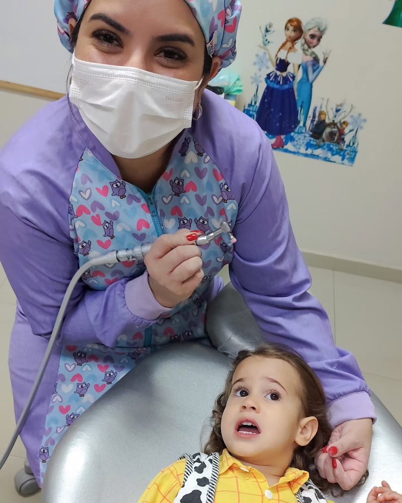 Clínica Odontológica Dra. Camila Melo | Dentista Águas Claras | Especialista em Odontopediatria