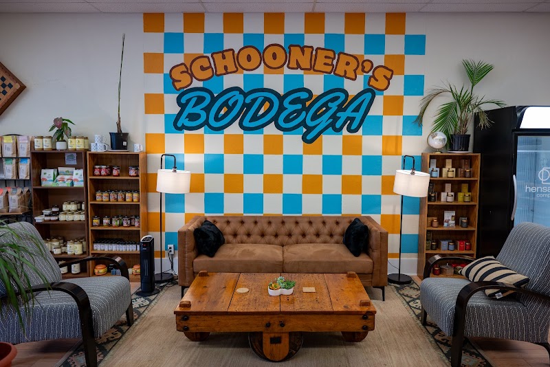Schooner's Bodega photo 4