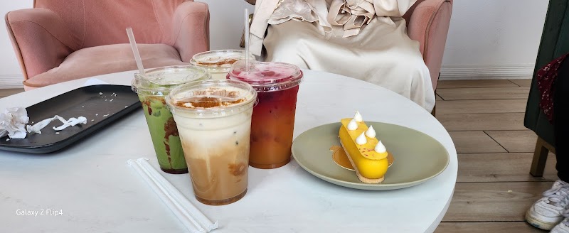 Bloom Cafe photo 3