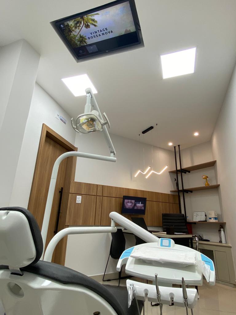 Clínica Odontológica Marcos Santos- Implantes Dentários e Estética