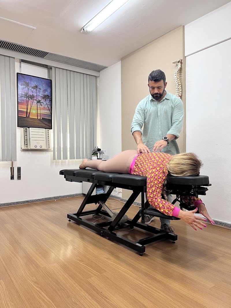 Foto de Quiropraxia Rafael Muniz fisioterapeuta Especialista em Coluna e Hérnia de Disco