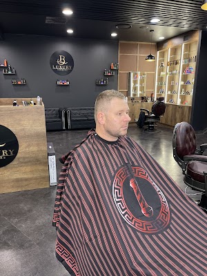 Luxury Barbers photo 2
